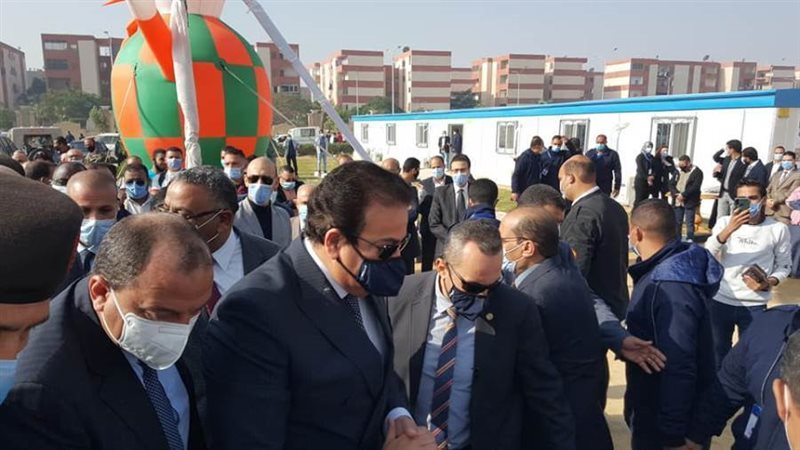 وضع حجر اساس الجامعة