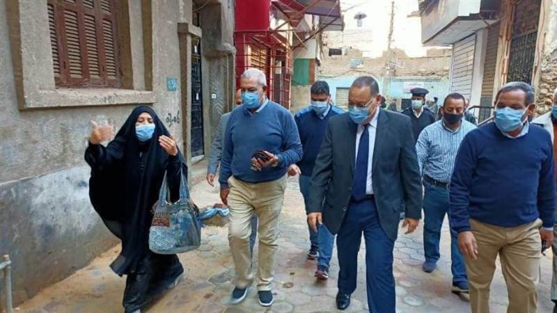 محافظ الشرقية يتابع
