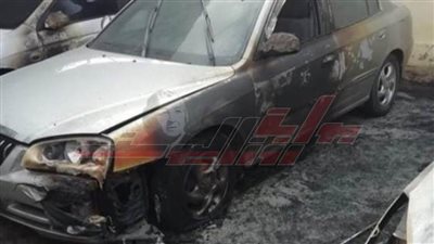 إخماد حريق هائل بمعرض سيارات في بنها