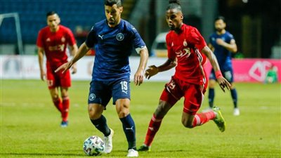 طاقم حكام تونسي يدير مباراة بيراميدز والاتحاد الليبي 