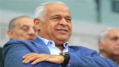 فرج عامر يكشف تفاصيل صفقة سموحة الجديدة