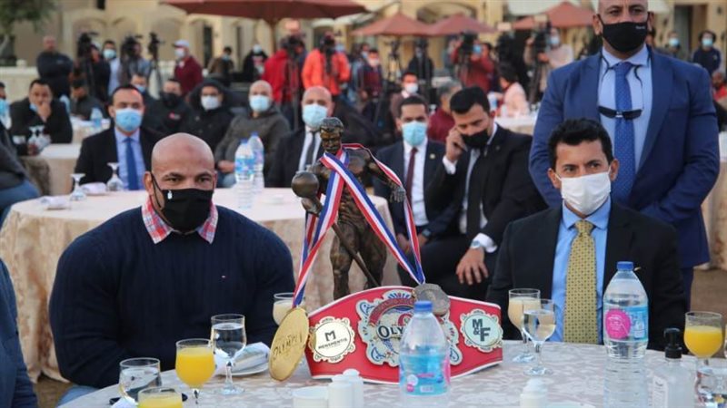 مؤتمر صحفى للبيج