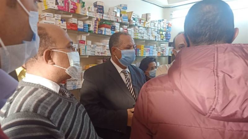 ضبط صيدلية تعمل بدون