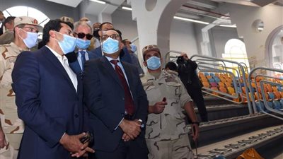رئيس الوزراء يتفقد مجمع الصالات المغطاة باستاد القاهرة استعدادا لبطولة العالم لكرة اليد 