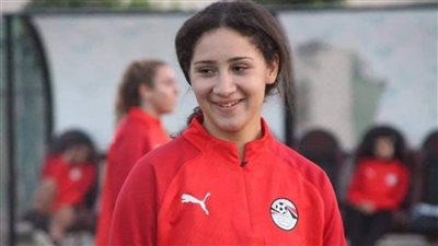لاعبة منتخب الكرة النسائية تتحدث عن حملة التنمر وعلاقة محمد صلاح بمشوارها 