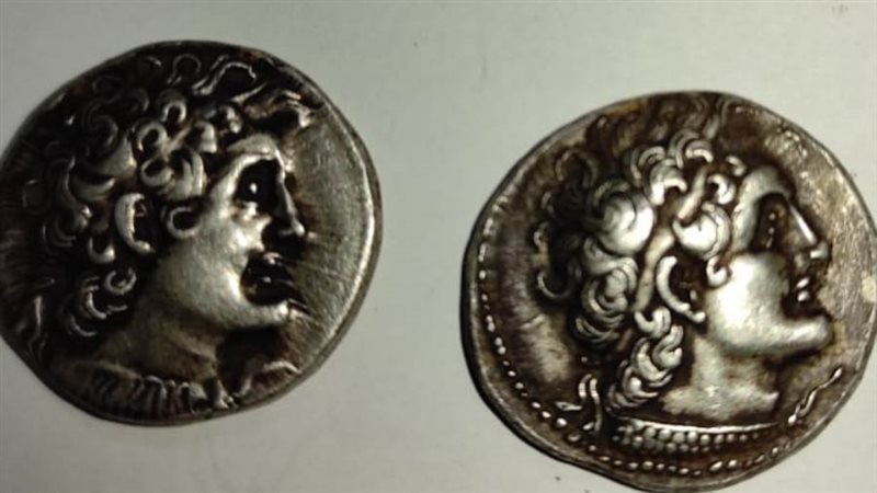 عملات أثرية