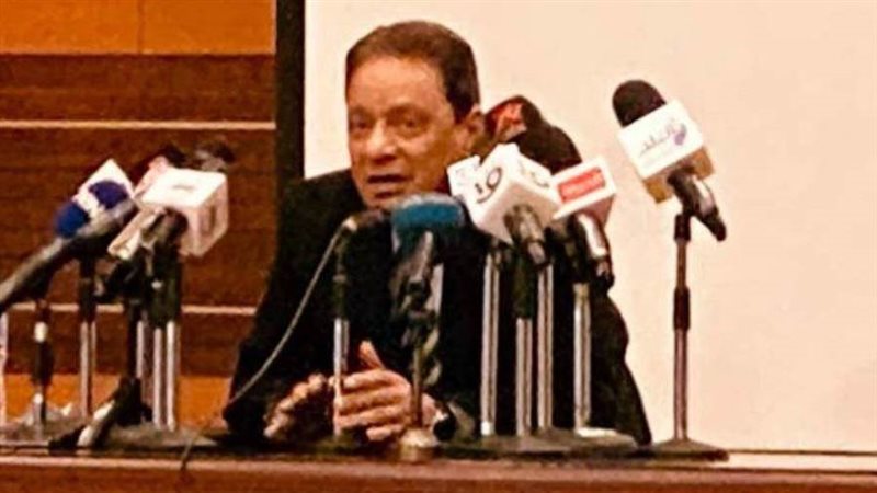 كرم جبر خلال المؤتمر