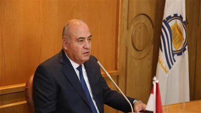 محافظ قنا: تخصيص 8 مستشفيات لاستقبال حالات الإصابة بفيروس (كورونا)