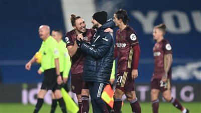 ليدز يونايتد يفوز على وست بروميتش بخماسية نظيفة 