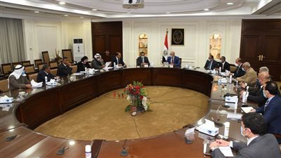 وزير الإسكان : نفذنا مشروعات بـ 14.37 مليار جنيه بسيناء 