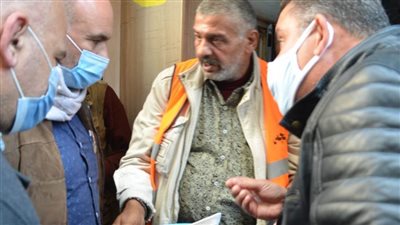 السكرتير المساعد بالإسكندرية يقود حملة مكبرة بالعجمي لمتابعة تطبيق الإجراءات الاحترازية