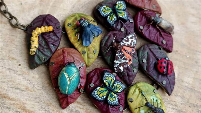 كوليه مستوحى من عالم