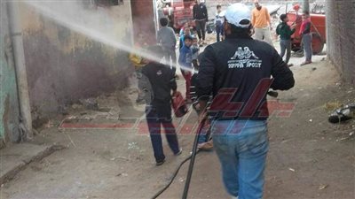 استمرار أعمال رش وتطهير الشوارع والمنشآت والمساجد بكفر الشيخ لمواجهة الموجة الثانية