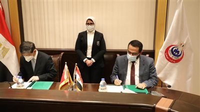 وزيرة الصحة والسفير الصيني يشهدان توقيع مذكرة تفاهم للتعاون بمجال لقاحات كورونا