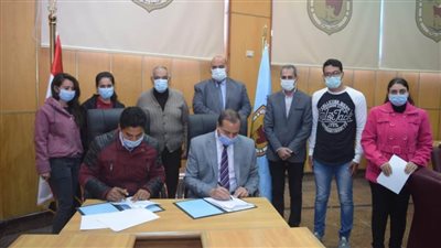 جامعة سوهاج توقع اتفاقية لتشجيع رواد الأعمال والمبتكرين