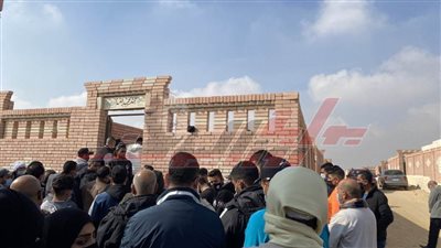 غياب نجوم ومسؤولي الزمالك عن جنازة والدة حازم إمام.. وأحمد سليمان يحضر
