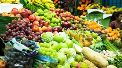 هناكل إيه النهارده؟.. الموز والبسلة والبطاطس والبرتقال أبرز المعروضات