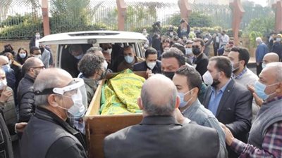 جنازة الكاتب والسيناريست وحيد حامد.. (فيديو)