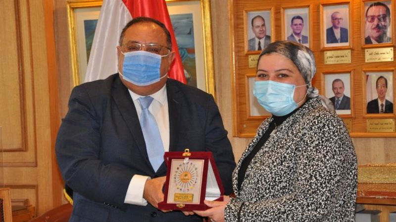 رئيس جامعة حلوان