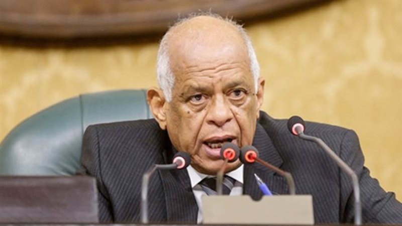 الدكتور علي عبد العال