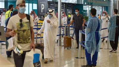 السعودية تعلن عودة فتح المنافذ البحرية والجوية