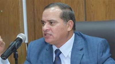 رئيس جامعة سوهاج يفتتح مكتبة مركزية بالجامعة الجديدة