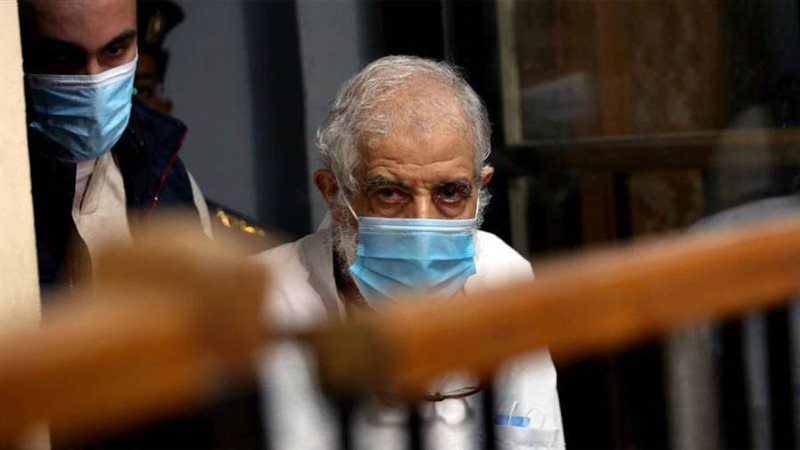 محاكمة محمود عزت