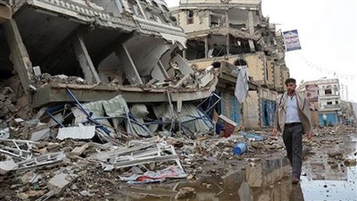 مقتل وإصابة 84 مدنيا بينهم نساء وأطفال إثر قصف للحوثيين باليمن