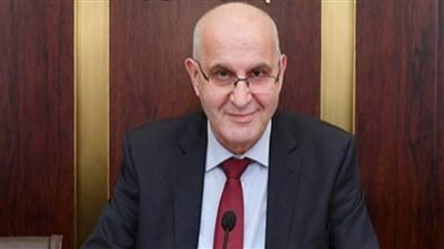 برلماني لبناني: لا أماكن شاغرة بأقسام العناية المركزة