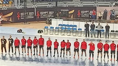رئيس اللجنة الأولمبية الدولية يشهد نهائي مونديال اليد مصر 2021