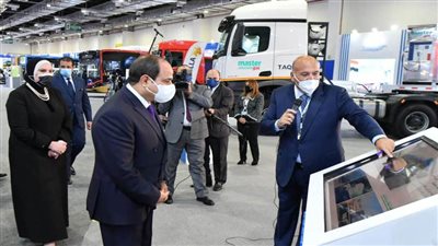 نيفين جامع: الرئيس السيسي وجه بدخول السيارات الملاكي مبادرة الوزارة
