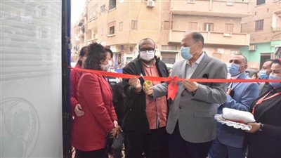 محافظ أسيوط يفتتح مركز خدمة العملاء لشركة مياه الشرب بمنفلوط
