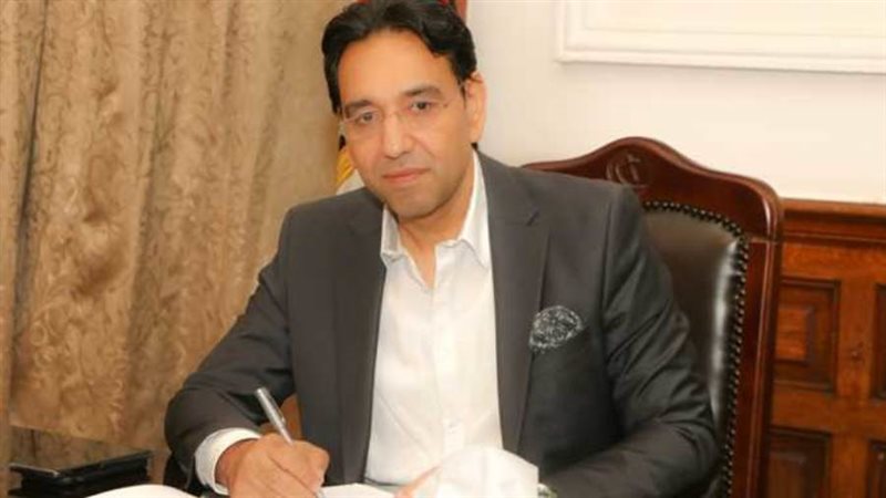 الدكتور أيمن محسب