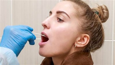 بريطانيا: غرامة مالية قدرها 500 جنيه استرليني للقادمين من الخارج حال عدم إثبات سلبية مسحة (كوفيد-19)