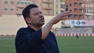 جماهر طنطا تهاجم رضا عبد العال.. ويرد قائلا: قاعد على قلبكم 