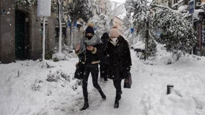 مصرع 3 أشخاص وشلل يضرب الحياة في مدريد جراء عاصفة ثلجية هي 