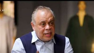 أشرف زكي: إيقاف أي شخص يكتب شكوى على مواقع التواصل 