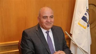 محافظ قنا يفتتح مركز خدمة المواطنين المطور بمدينة نقادة