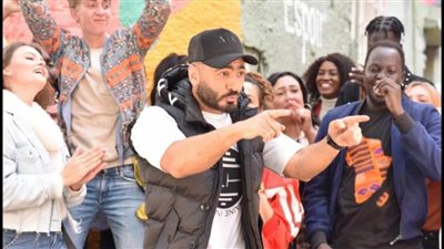 تامر حسني ومروان موسى يقدمان 