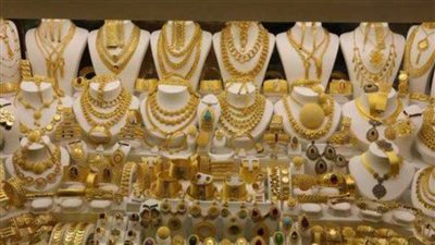 ارتفاع طفيف في أسعار الذهب في مصر ويتراجع عالميا
