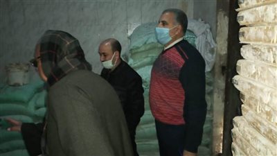 ضبط 108 كرتونات زيت مجهولة المصدر وتحرير 15 مخالفة تموينية بالمنيا 