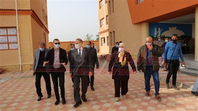 نورالدين: يتفقد مدرسة كفر الشيخ  الدولية للغات لمتابعة الأعمال الجارية بها 