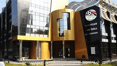 لجنة الانضباط باتحاد الكرة تقرر تغريم سيد عبدالحفيظ وحلمي طولان