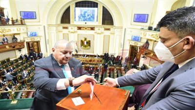 أعضاء مجلس النواب ينتخبون رئيس المجلس