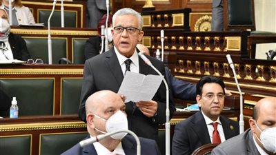 رئيس النواب يوجه الشكر للأمانة العامة للمجلس لتنظيم الجلسة الافتتاحية