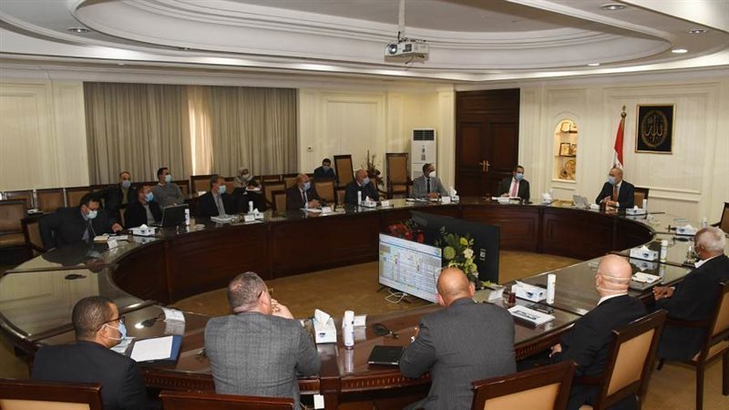 اجتماع وزير الإسكان