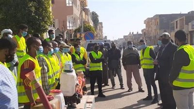 انتهاء أعمال رش وتطهير منشآت حكومية بمدينة القرنة في الأقصر