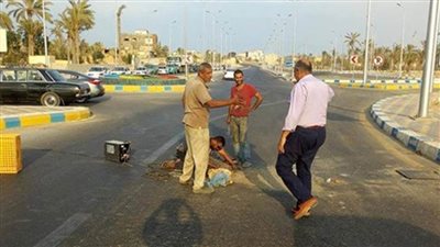 العريش تستعد للأمطار المحتملة بتطهير غرف تصريف مياه الأمطار