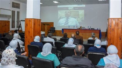 محافظ الإسكندرية يتابع مستوى الخدمة الطبية المقدمة للمصابين بمستشفي الحميات