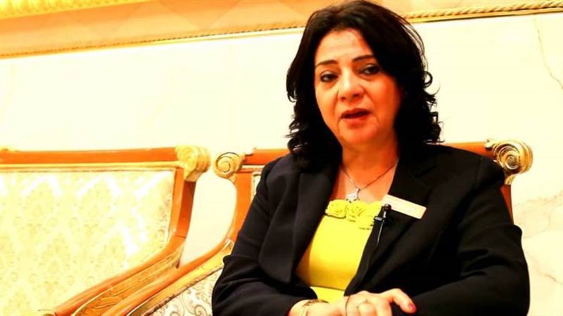 النائبة درية شرف